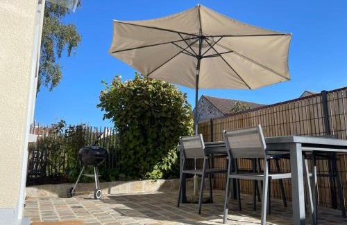 Bretigny-sur-Orge Apartment | Maison plein pied, proche de Paris, Parking securisé, La Parenthèse, Terrasse privée, 1 chambre capacité 4 personnes