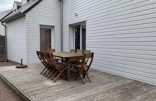 Bernieres-sur-Mer House | Maison récente à 200m de la plage