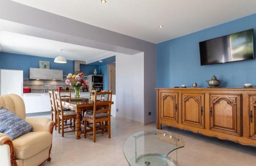 Rigny House | Maison rénovée au bord de la Saône avec terrasse et jardin - FR-1-583-463