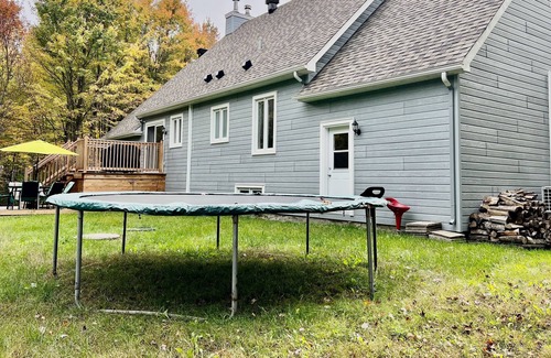 Saint-Colomban House | Maison Spectaculaire Avec Cachet Unique