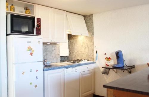 Port-la-Nouvelle House | Maison traversante, 50m de la plage, 3 chambres, terrasse, lave-linge, lave-vaisselle, 8 couchages - FR-1-229C-28