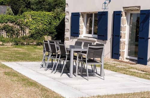 Kerlouet House | Maison Ty Bidou - House for 12 near the sea