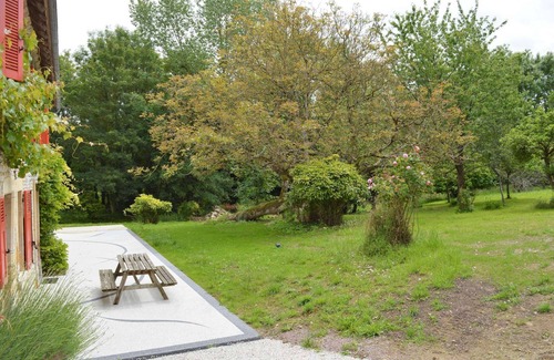 Fontaine-Henry House | Maison Typique - Très Grand Jardin - 7km de la mer