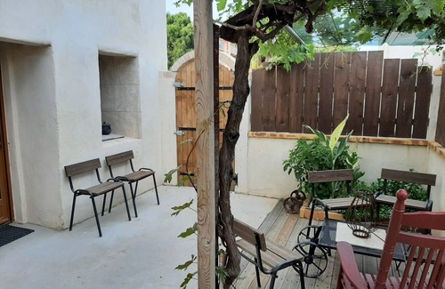 Narbonne Villa | Maison Vigneronne du 18ème Siècle