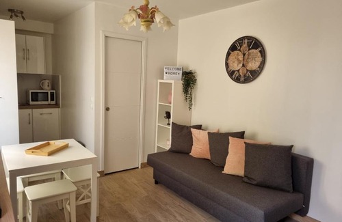 Les Puces de Saint-Ouen Apartment | Maison ville dans une voie privée