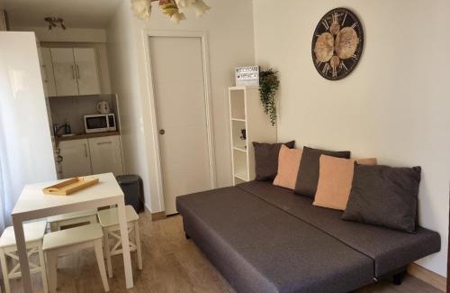 Les Puces de Saint-Ouen Apartment | Maison ville dans une voie privée