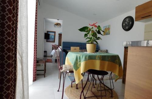 Sainte-Anne Apartment | Maisonnette de Jardin