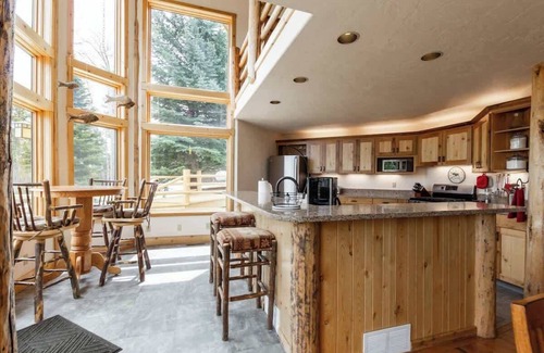 Victor House | Majestic 22-Acre Estate with Panoramic Teton Views