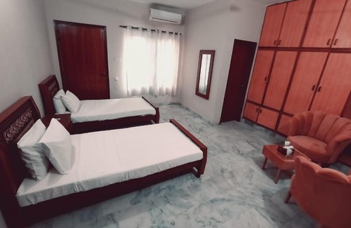 E-11 Sector House | Majestic Family Lodges Guest