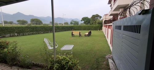 E-11 Sector House | Majestic Family Lodges