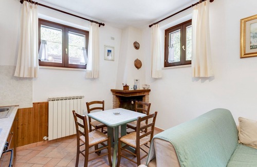 Assisi Villa | Majestic Villa Retreat