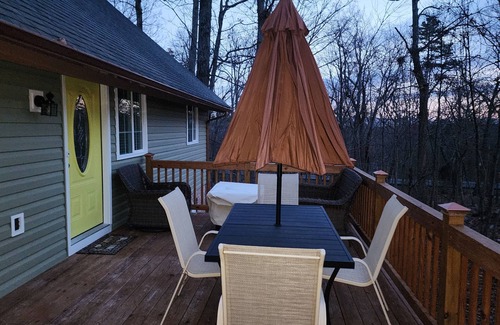 Massanutten Ski Chalet | Make "The Pistachio Nut" Your Fall Getaway!