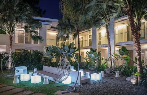 Balabag House | Make your trip memorable in this beach front hotel in Station 1 boracay