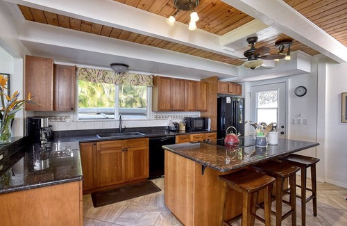 Wailea House | Makena Oceanfront 4 Bedroom/4 Bath Home - Captivating Views - Great Location