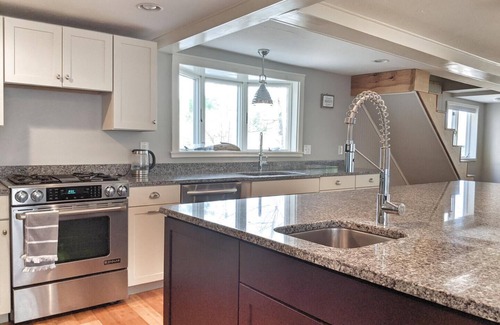 Lochmere House | Makin' Waves on Silver Lake with sandy beach and dock