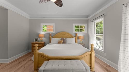 Westport Villa | Making Waves by AvantStay Sleeps 20 Pool