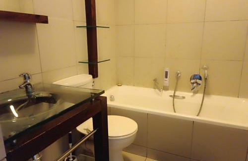 Greater Johannesburg Metropolitan Area Apartment | Malaika Luxurious Crib, Jackal Creek Golf Estate, Northriding