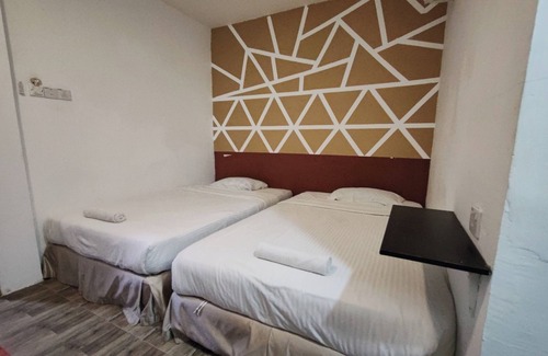 Bandar Meru Raya Hotel | Maleeq Hotel Meru Ipoh