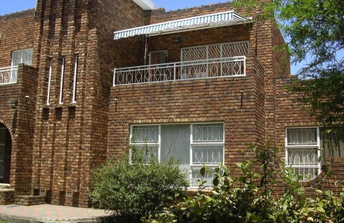 Vanderbijlpark House | Mall Guesthouse
