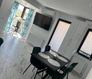 Jibert Apartment | Mall Residence