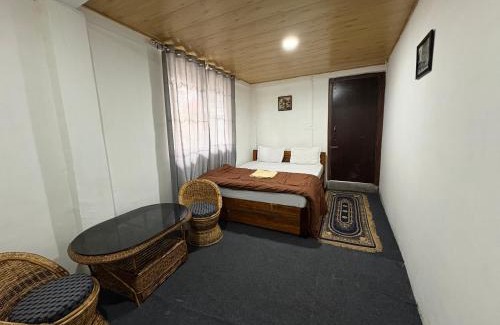 Darjeeling House | Mall Vista Homestay