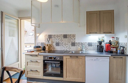 Saint-Julien-de-Lampon House | Maloan – Air-Conditioned House with Private Pool & Outdoor Kitchen in Dordogne