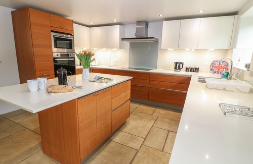 Carterton House | Malt Barn