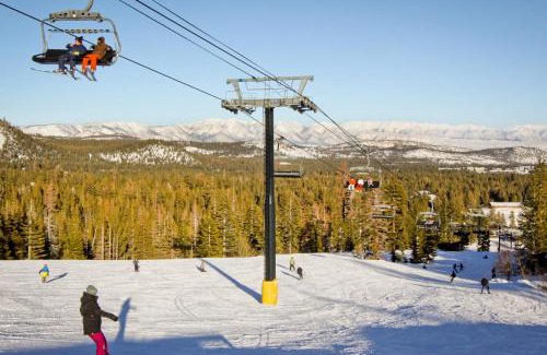 Mammoth Lakes Apartment | Mammoth View Villas 46