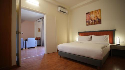 Beirut Hotel | Manara Riva Suites