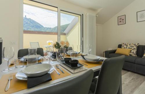 Como Apartment | ManaraQuattro - Apartment with free parking and view in Como, near the center - Lake Como