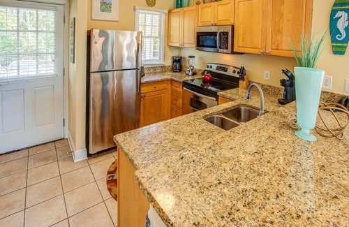 Marathon House | Manatee Bay: Escape to this 2BR Duck Key Villa, Private Patio, Dip Pool & Easy Access to Marathon