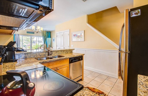 Marathon House | Manatee Bay: Escape to this 2BR Duck Key Villa, Private Patio, Dip Pool & Easy Access to Marathon