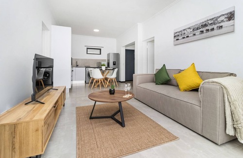 Greater Johannesburg Metropolitan Area Apartment | Mandalay Hideaway - Two Bedroom Apartment, Sleeps 4