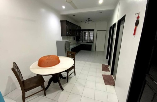 Taman Hijau House | Manjung Cozy Homestay
