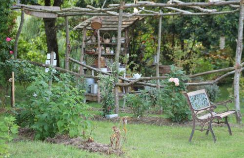 La Chapelle-Chaussee Bed & Breakfast | Manoir de l'Alleu