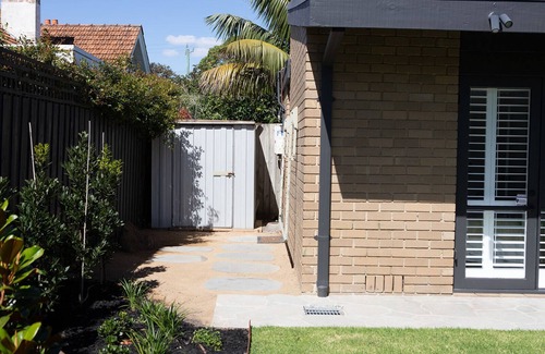 Brighton Villa | Manor Brighton Beach - Breezy, light and newly renovated - 200m from the beach
