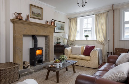 Egton Cottage | MANOR COTTAGE, pet friendly, character holiday cottage in Egton