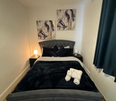 Brownswood Apartment | Manor Court