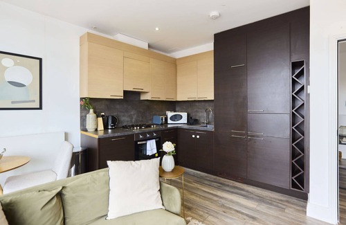 Harlesden Apartment | Manor Park One-Bed Escape