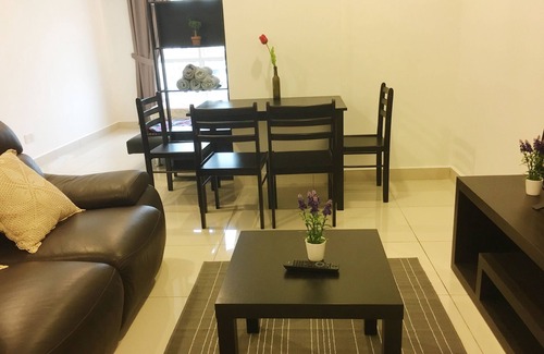 Downtown George Town Apartment | Mansion One Bedroom Suite
