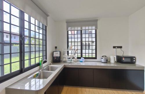 Sibu House | Mantis 5B ,onehomestay, Sibu