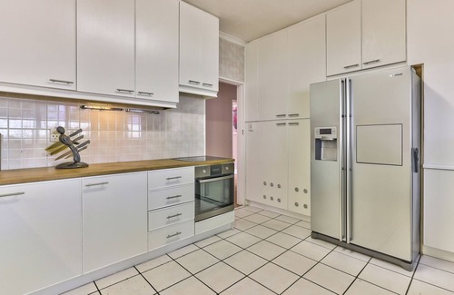 Constantia House | Maple House