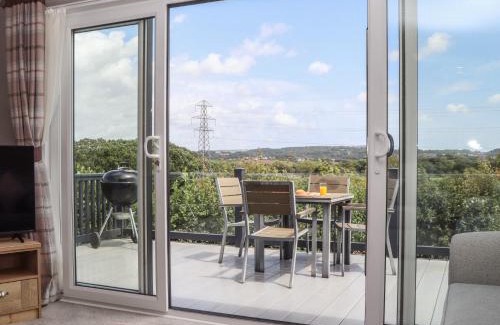 Teigngrace House | Maple Lodge