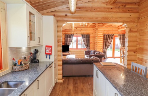 Castle Bytham Cottage | Maple Lodge