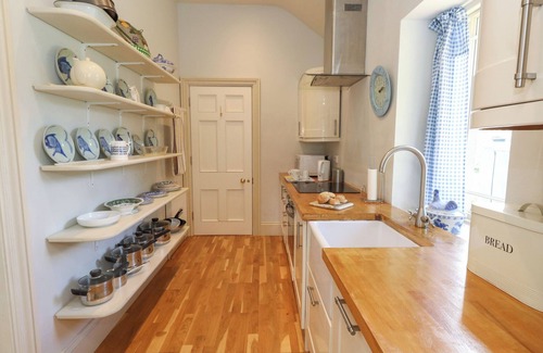 Mappowder Cottage | MAPPOWDER COTTAGE, pet friendly, with open fire in Buckland Newton