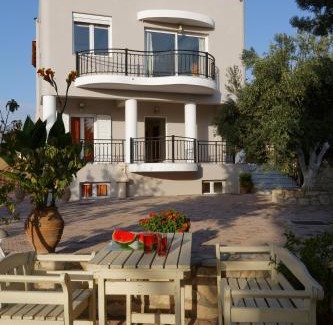 Malevizi Villa | Marakis Villas