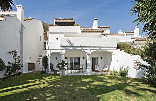 Marbella House | Marbella Arena - a beautiful holiday rental townhouse on the doorstep of Puerto Banus
