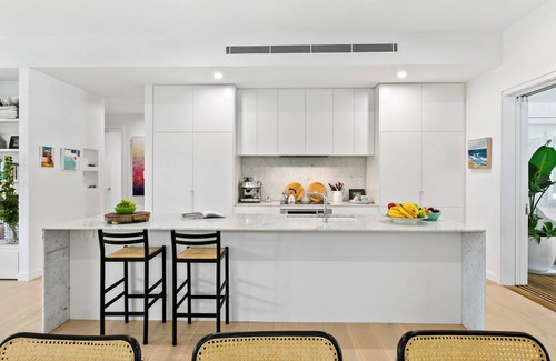 Avalon Beach House | Marbella Beach House by TCC