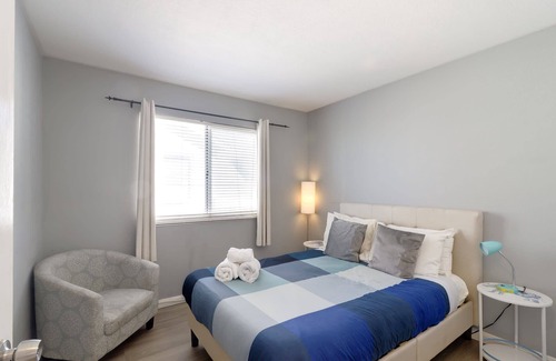 Mount Eden House | @ Marbella Lane - 4BR City Escape in Hayward