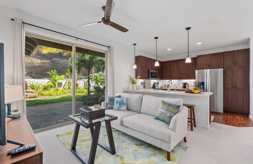 Makaha Valley House | @ Marbella Lane - Pōmaika'i Ocean Love Nest